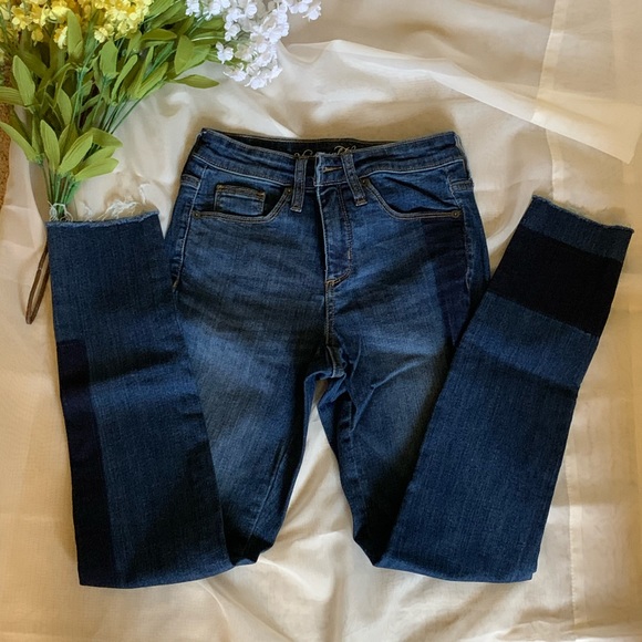 Universal Thread Denim - Universal Thread Skinny Jeans